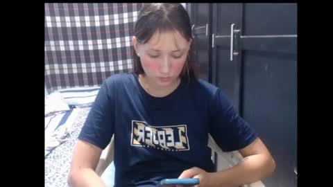 sophie online show from 11/20/25, 06:35