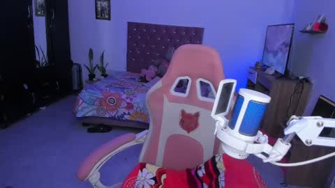 sophie doll online show from 06/30/26, 01:50