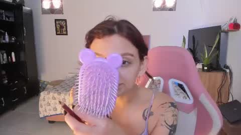sophie doll online show from 07/07/26, 08:24