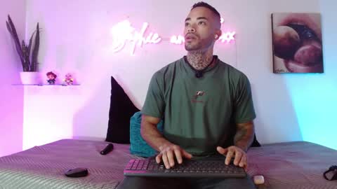 SOPHIE - FOXX online show from 06/05/26, 12:22