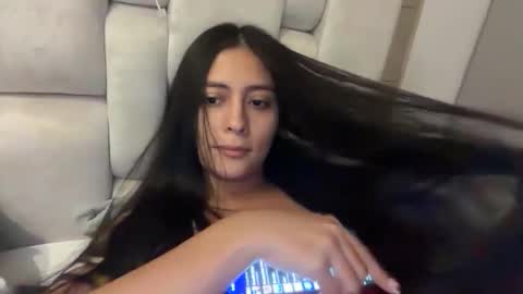 Snapshot of sophie_foxxx chatting on 05/06/26, 10:26 Sophie online show from 05/06/26, 10:26