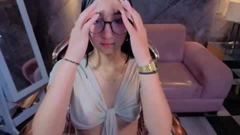 sophie_jones_b online show from 02/06/26, 12:52