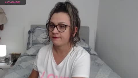 Sofa online show from 01/19/25, 03:29