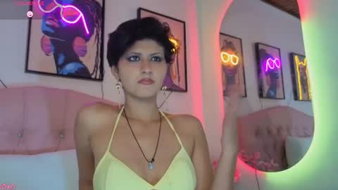 sophie_mcgreen online show from 06/17/26, 07:59
