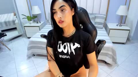 Sophi online show from 02/21/26, 12:28