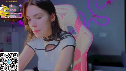 sophie_nomenal_ online show from 02/24/26, 06:28