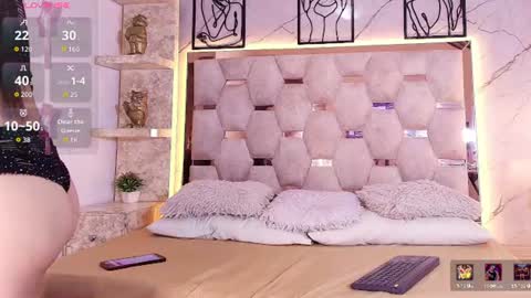 Sophie  online show from 06/20/26, 04:48