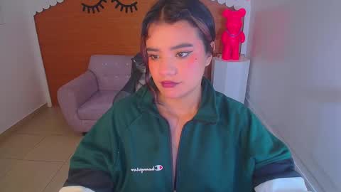 Sofia online show from 01/04/25, 12:38