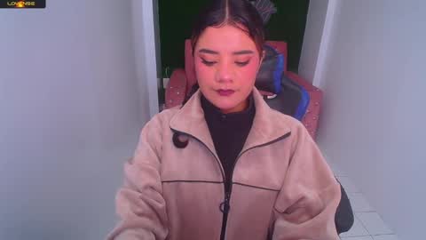 Sofia online show from 01/17/25, 02:39