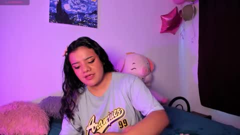 Sofia online show from 11/27/25, 11:23