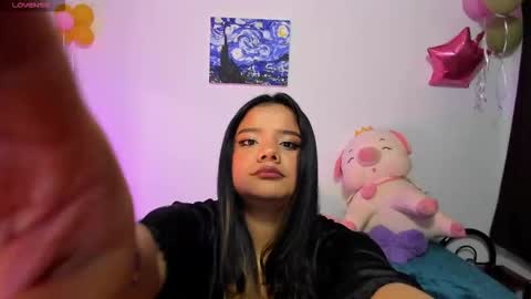 Sofia online show from 11/28/25, 11:24