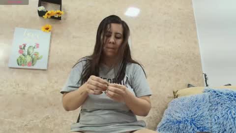 Snapshot of sophie_tyler25 chatting on 06/01/26, 01:24 SOPHIE TYLER online show from 06/01/26, 01:24