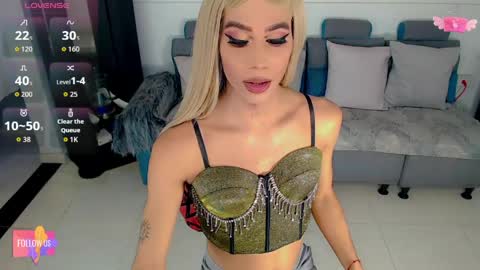 sophie_vall online show from 04/04/26, 12:42
