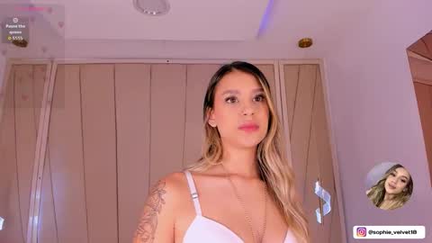 Sophie online show from 12/03/25, 11:52