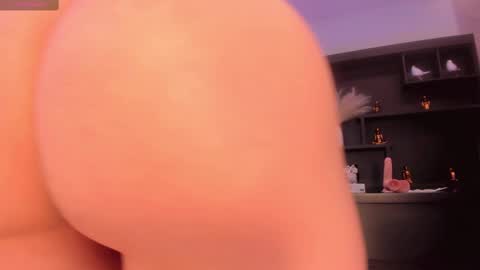 Sophie online show from 02/16/25, 06:32