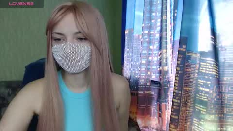 Sophie online show from 03/10/26, 08:41