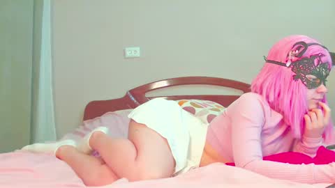 Snapshot of sophiechan69 chatting on 12/01/24, 04:29 ShopieChan69 online show from 12/01/24, 04:29