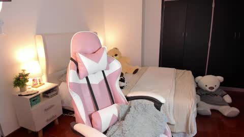    online show from 01/07/26, 09:45