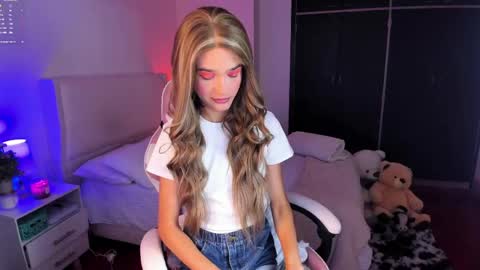    online show from 04/10/26, 02:39