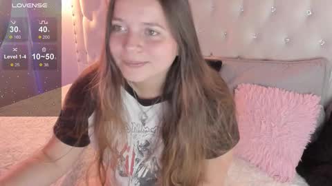 Sophie  online show from 11/27/25, 03:03