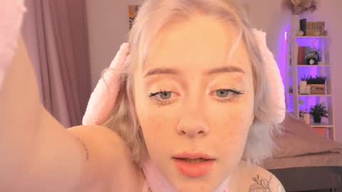 Sophie  online show from 01/21/25, 02:22