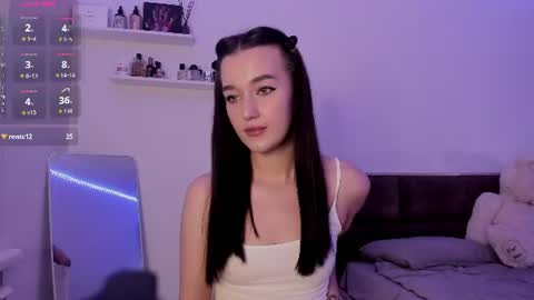 Sophie online show from 07/25/26, 05:54