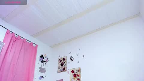 Sophie Woods  online show from 12/18/24, 08:14