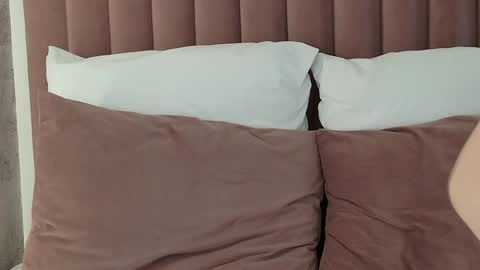 Sophie online show from 04/08/26, 06:30