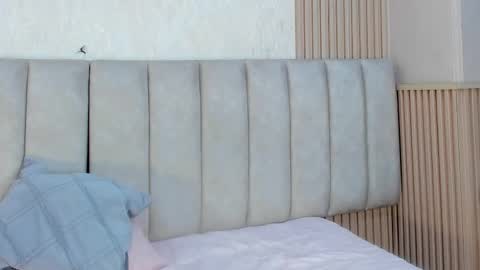 Snapshot of sophiegriffin_ chatting on 02/27/26, 04:29 Sofa online show from 02/27/26, 04:29