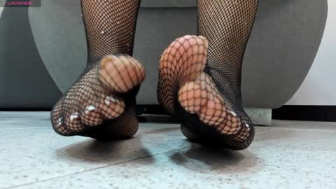 sophieharris__ online show from 12/30/24, 10:45