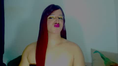 sophiehillsxo online show from 10/31/25, 05:08