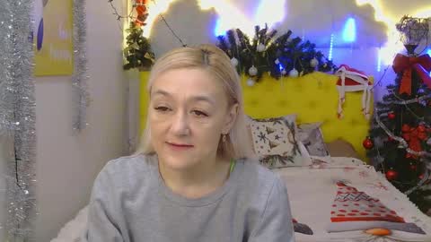 sophiekittyy online show from 01/19/25, 07:15