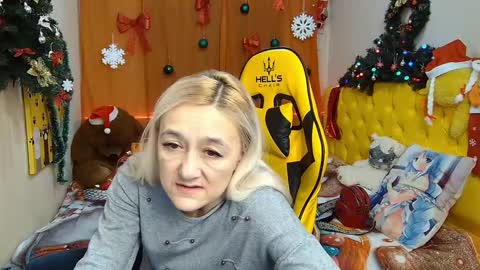 sophiekittyy online show from 01/23/25, 10:32