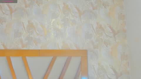 Sophie online show from 01/18/26, 01:04