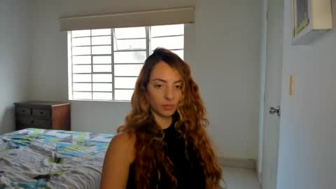 Snapshot of sophielatina chatting on 01/29/25, 09:07 Sophia online show from 01/29/25, 09:07