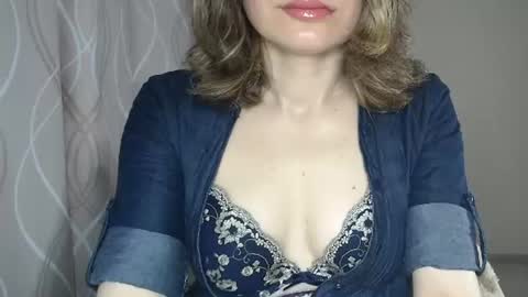 Sophiemisss online show from 06/12/26, 06:23