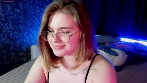 Sophie online show from 04/16/26, 09:39