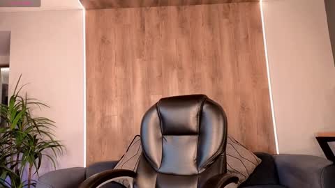 Sophie  Palmer online show from 01/27/25, 03:50