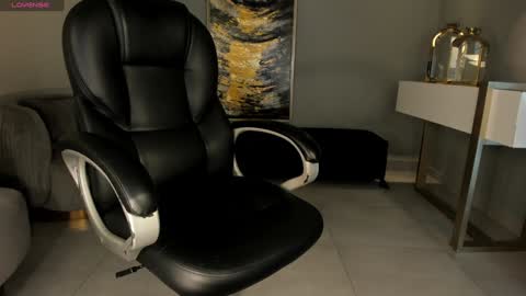 Sophie  Palmer online show from 02/08/25, 12:17