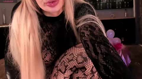 Sophie  Palmer online show from 02/14/25, 05:03