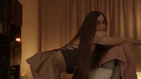 Sophie  Next stream  3 online show from 02/06/25, 04:36