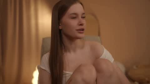 Sophie  Next stream  3 online show from 02/27/25, 04:43