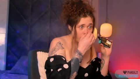 Sophie online show from 02/17/26, 01:24