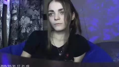 Sophie and my bestie Mandy    online show from 01/30/25, 07:04