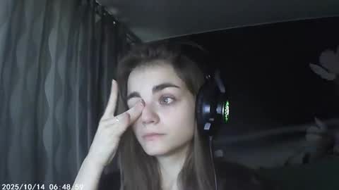 Sophie and my bestie Mandy    online show from 10/13/25, 08:36