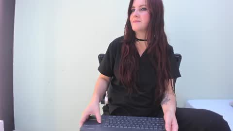 Snapshot of sophieturner_mg chatting on 07/14/26, 07:08 sophieturner_mg online show from 07/14/26, 07:08