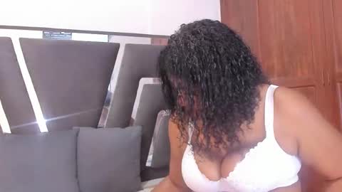 Shopiia88 online show from 02/11/26, 12:10