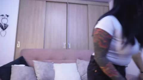 Sophiie online show from 02/04/26, 03:34