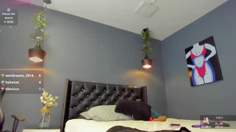 Sophie Taylor online show from 02/12/25, 02:56