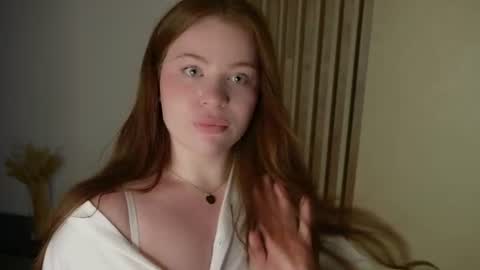 im Sophie dont judge harshly this is my 1st day here 3 online show from 07/02/26, 05:13